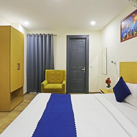 Hotel Twamev Residency Uttam Nagar Couple Friendly Deli Exterior foto