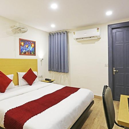 Hotel Twamev Residency Uttam Nagar Couple Friendly Deli Exterior foto