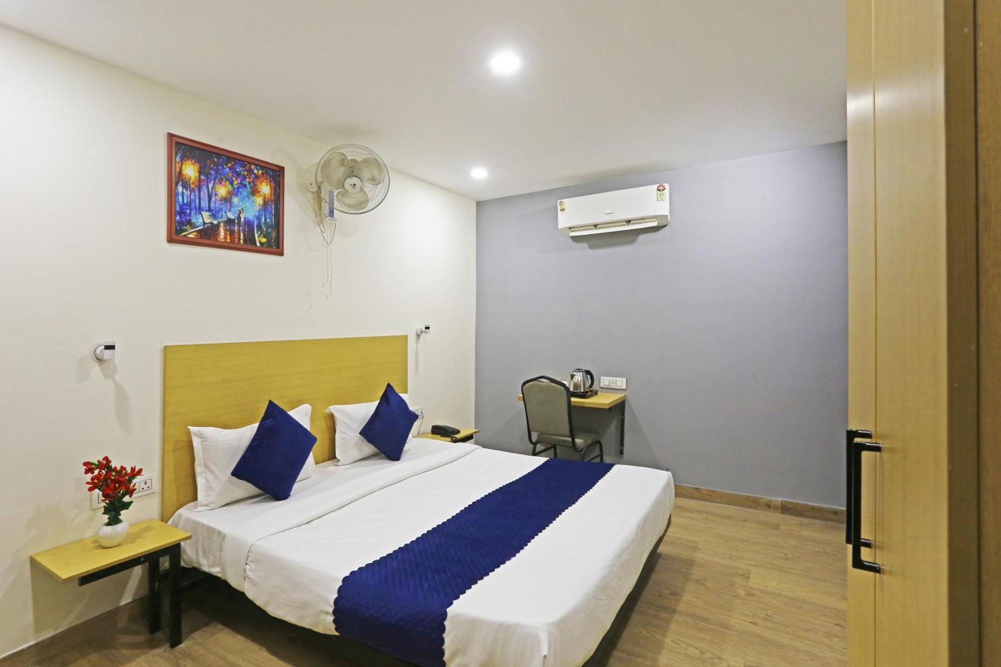 Hotel Twamev Residency Uttam Nagar Couple Friendly Deli Exterior foto