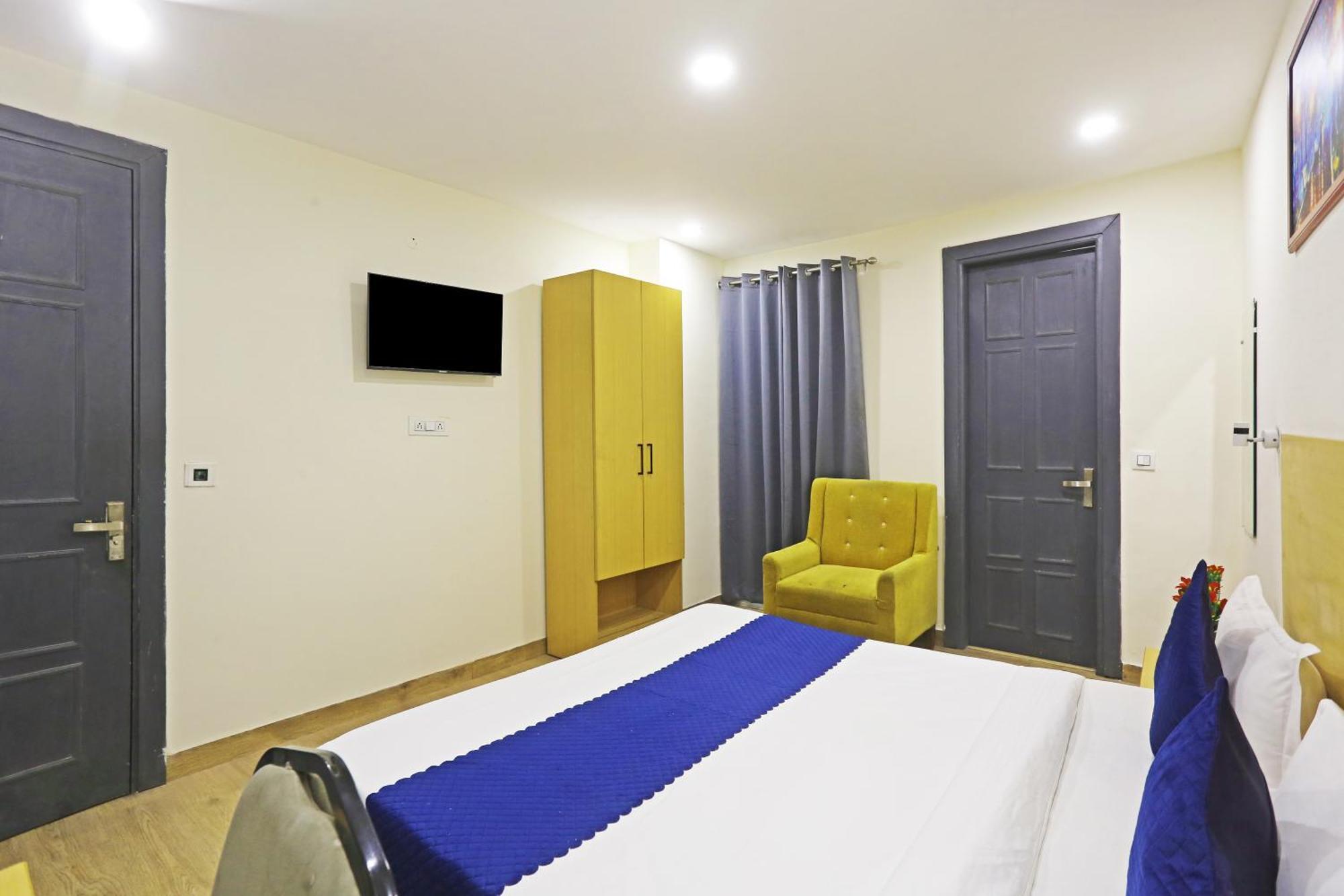 Hotel Twamev Residency Uttam Nagar Couple Friendly Deli Exterior foto