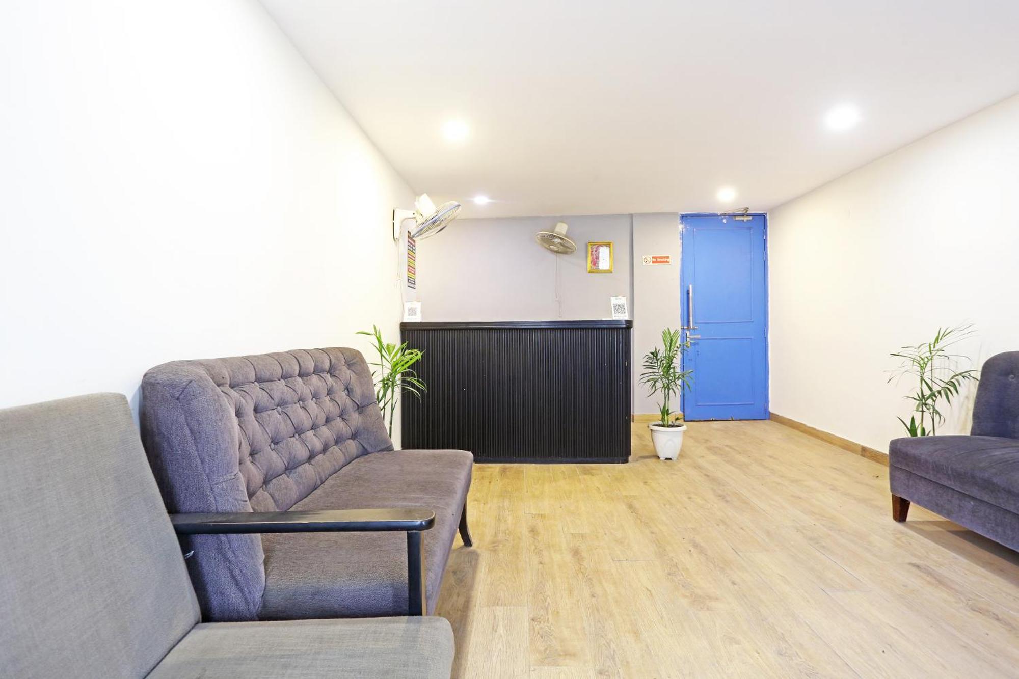 Hotel Twamev Residency Uttam Nagar Couple Friendly Deli Exterior foto